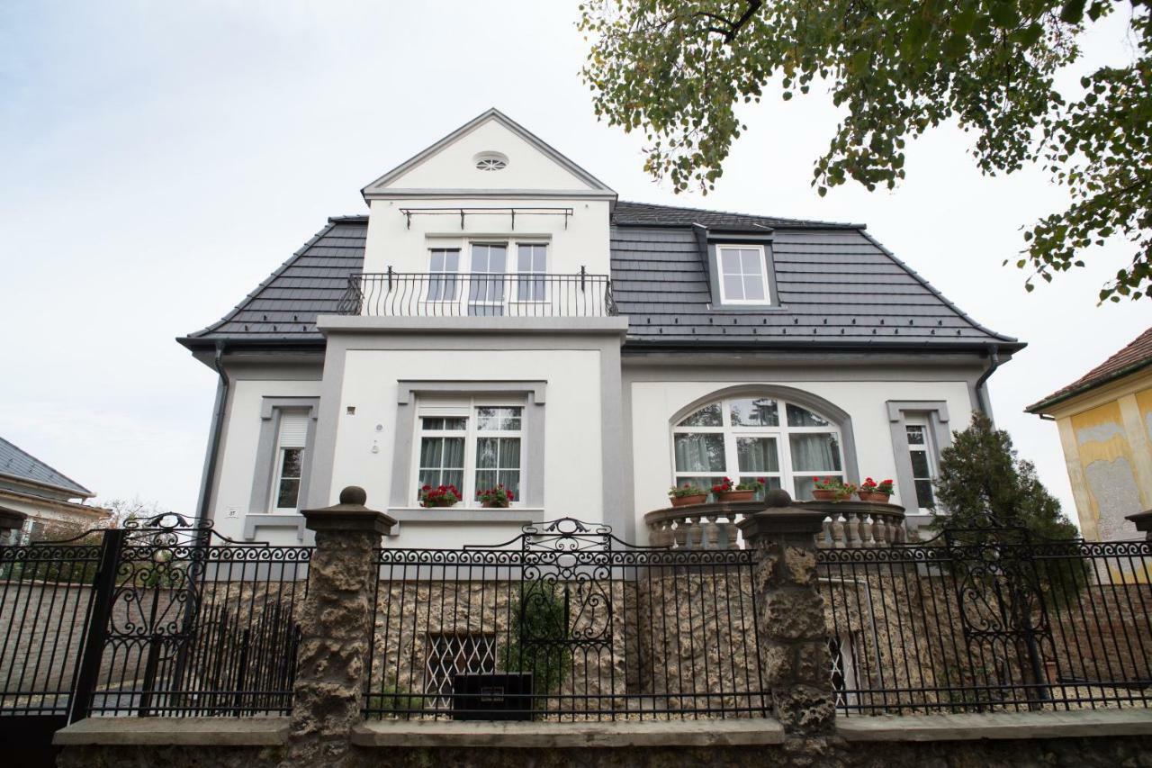 Deák Villa 37 Eger Exterior foto